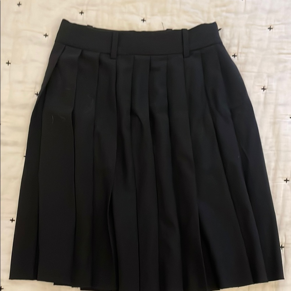 Babaton Black Pleated Skirt